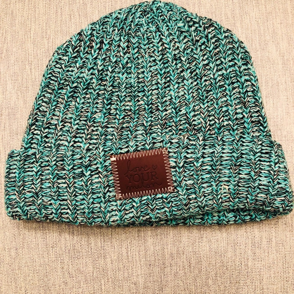 BRAND NEW! NEVER WORN! Mint Speckled Beanie!